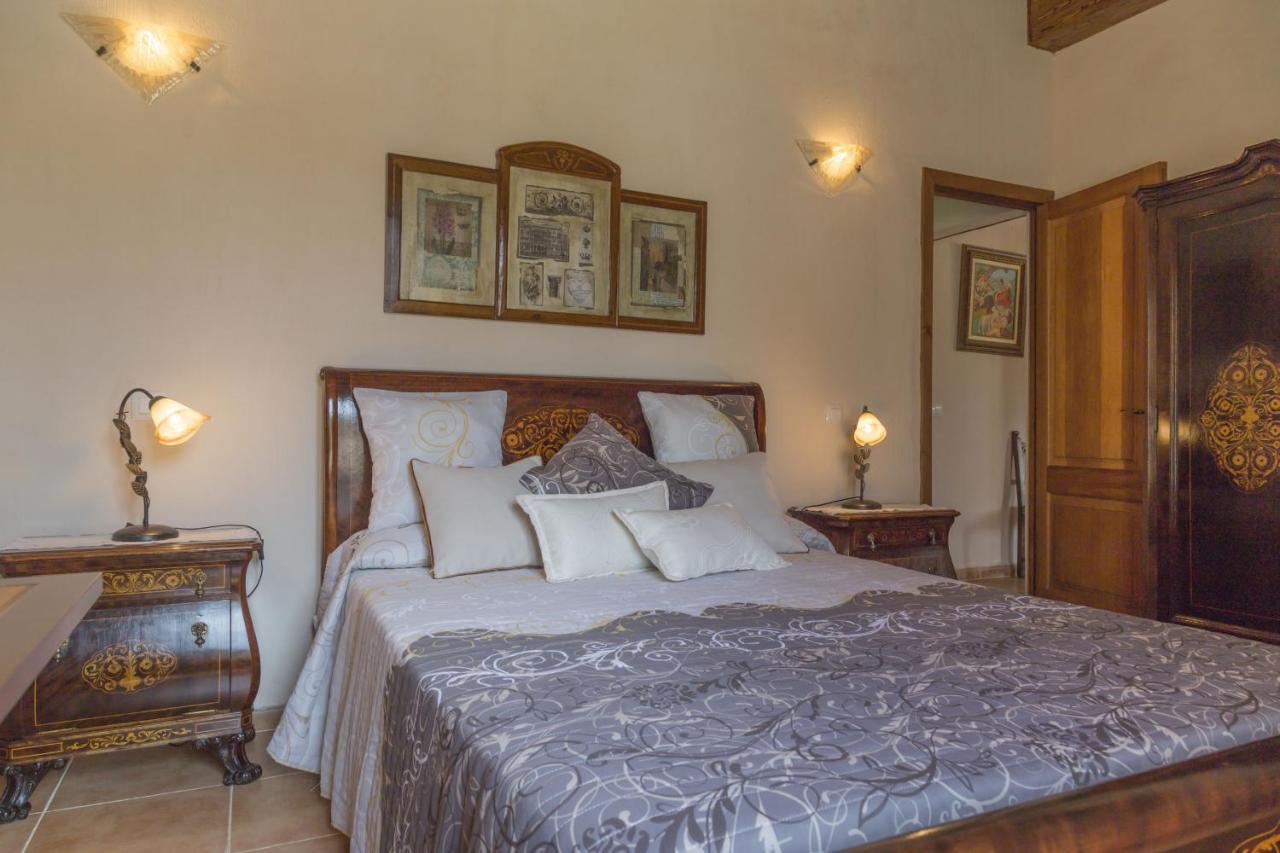 Es Moya Des Pins Villa