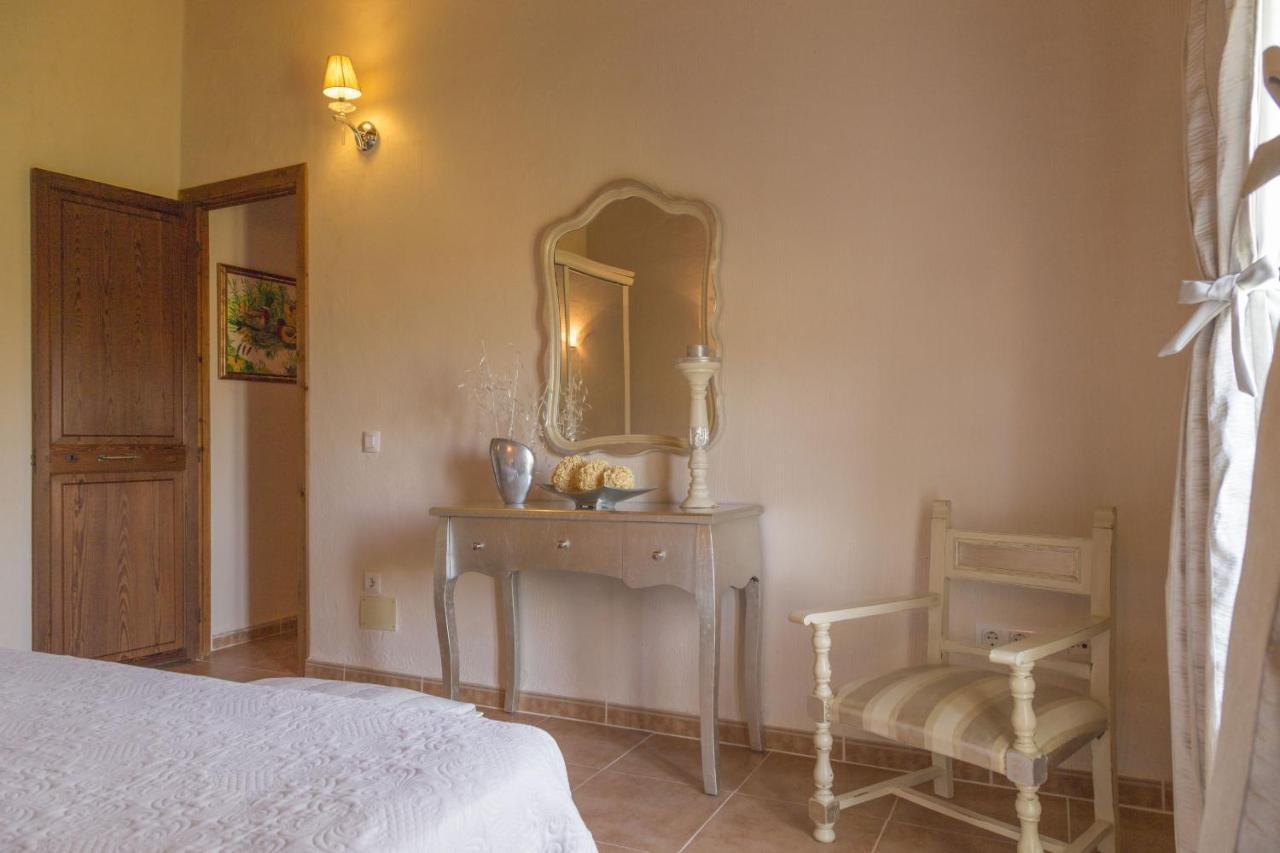 Es Moya Des Pins Villa *